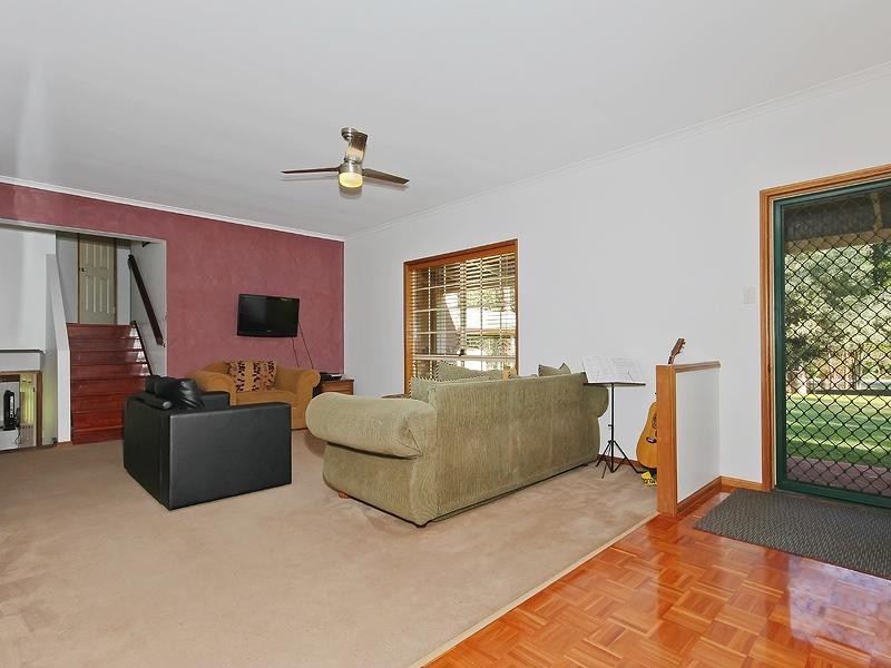 50 Peppermint Drive, Cashmere QLD 4500