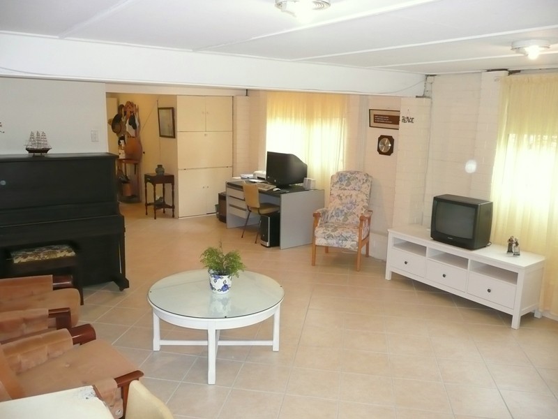 97 Peter Street, Strathpine QLD 4500