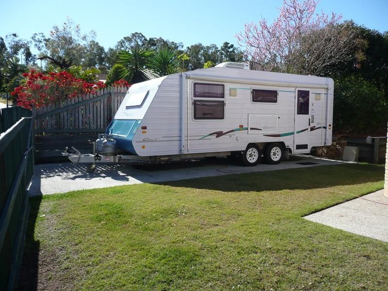 42 Flinders Way, Albany Creek QLD 4035
