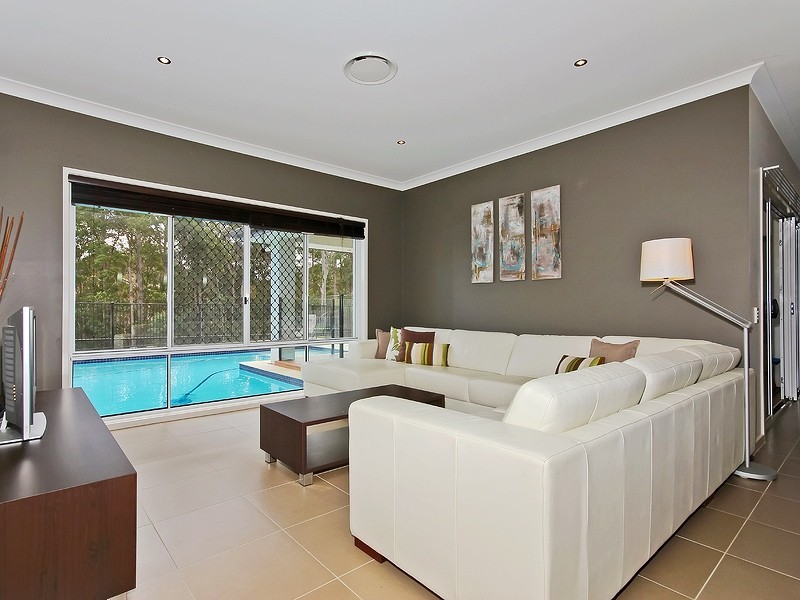 19 Louise Court, Cashmere QLD 4500