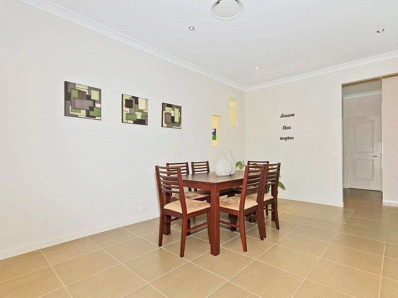 19 Louise Court, Cashmere QLD 4500