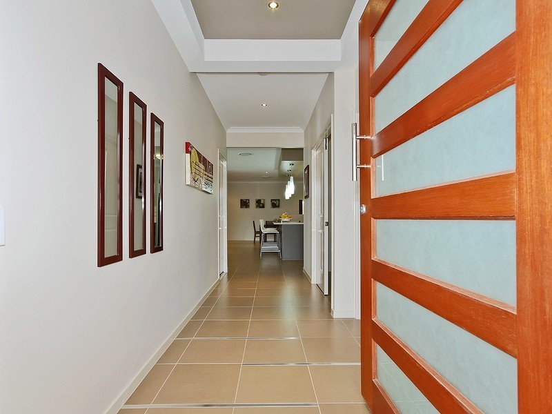 19 Louise Court, Cashmere QLD 4500