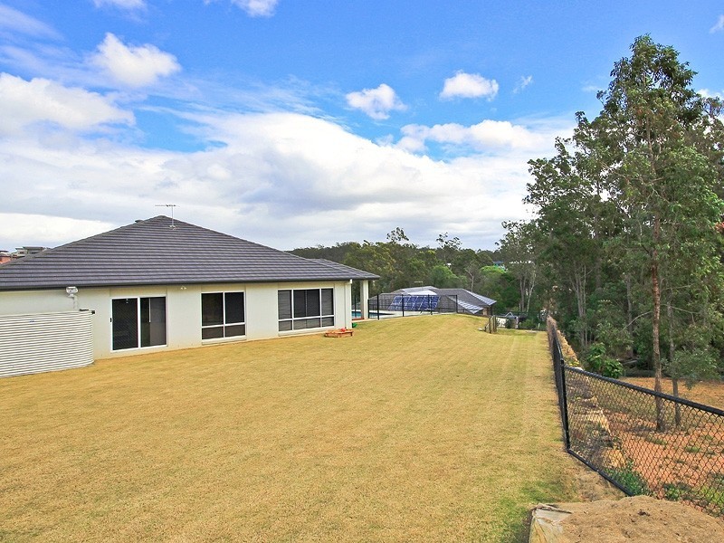 19 Louise Court, Cashmere QLD 4500
