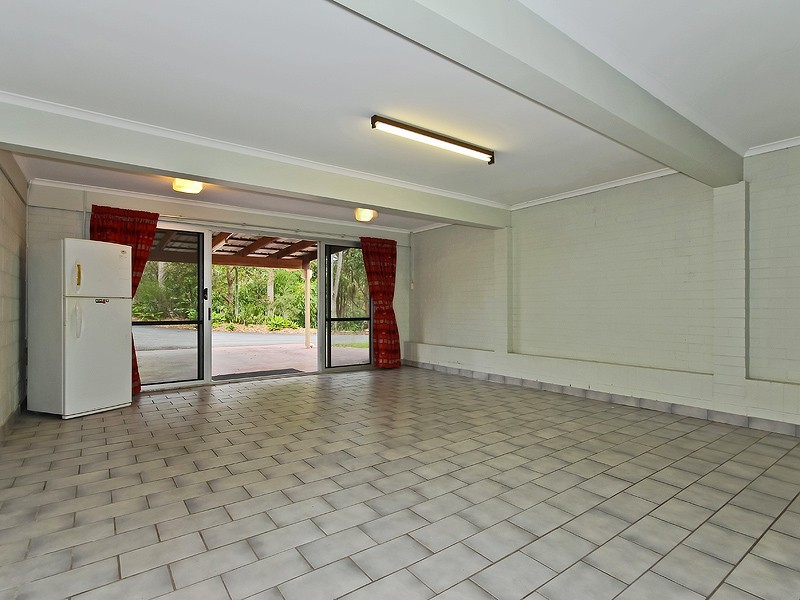 2 Jane Court, Cashmere QLD 4500