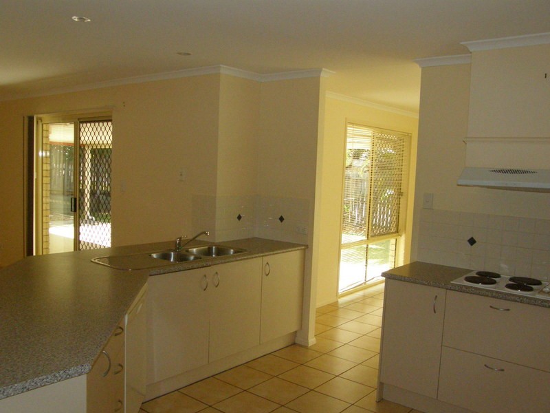 31 Rothschild Street, Eatons Hill QLD 4037