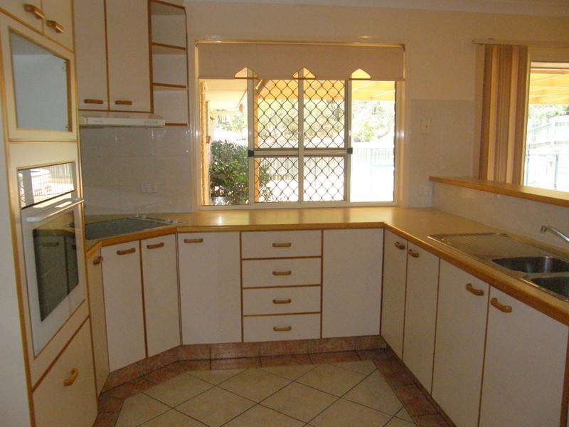 6 Yellowjack Crescent, Albany Creek QLD 4035