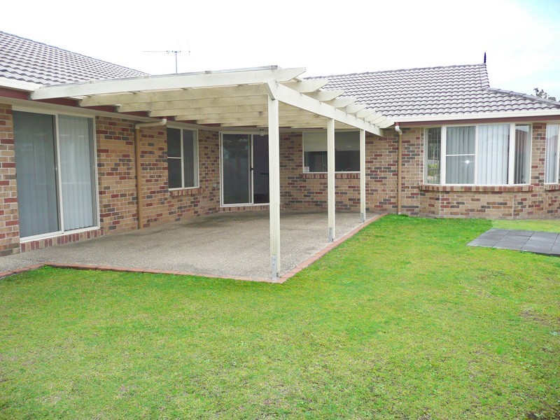 107 Saraband Drive, Eatons Hill QLD 4037