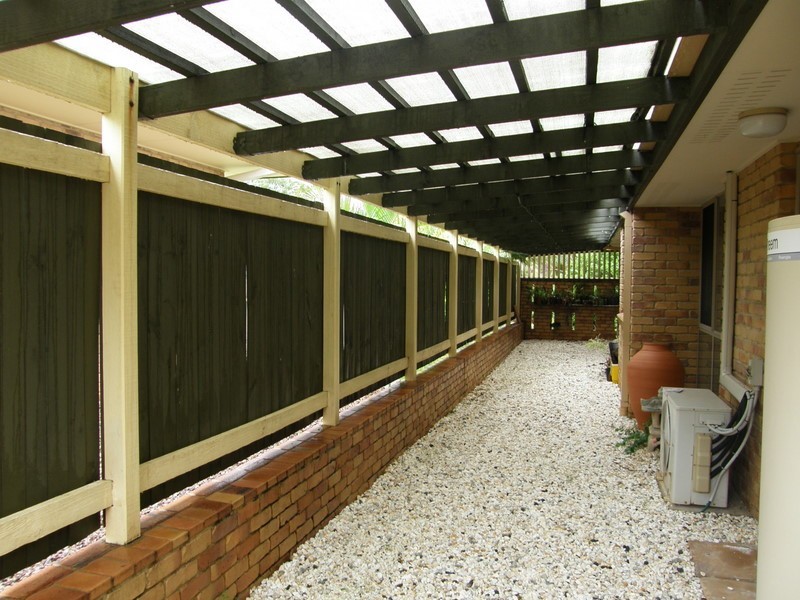 Eatons Hill QLD 4037