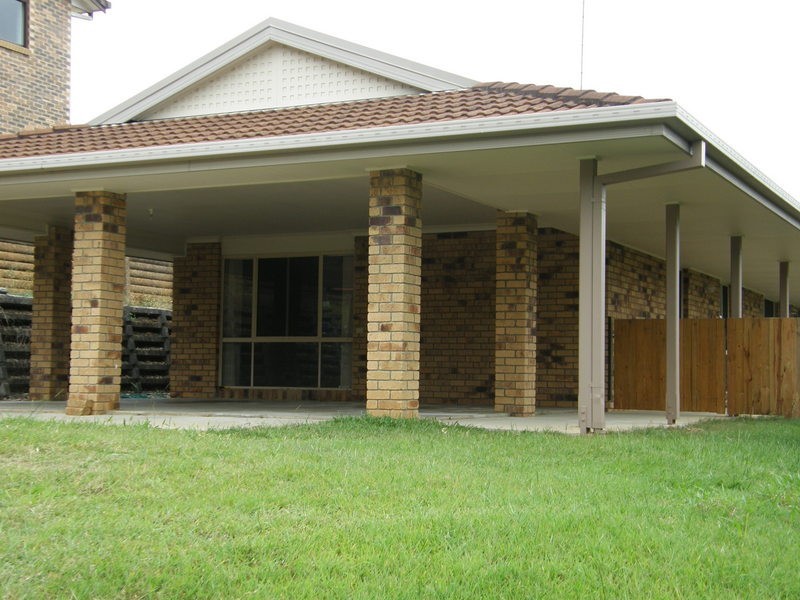 4 Apollo Court, Eatons Hill QLD 4037