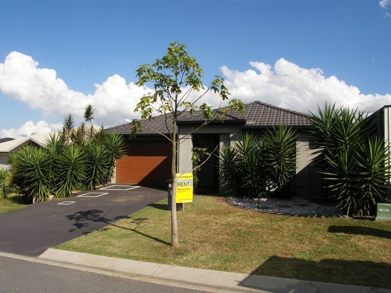 8 Eaton Close, North Lakes QLD 4509