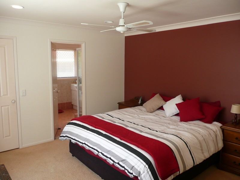 15 Silkyoak Way, Albany Creek QLD 4035