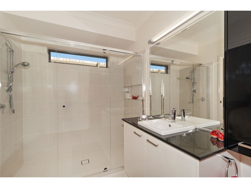 Warner QLD 4500