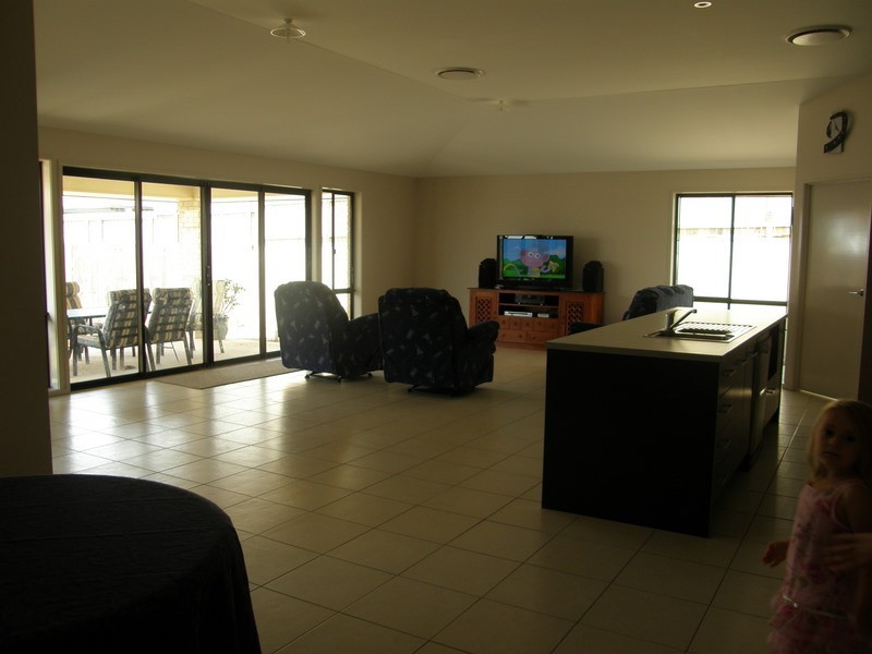 42 Ballyalla Crescent, Warner QLD 4500