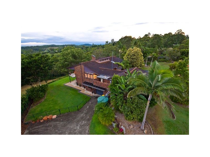 31 Branch Creek Road, Clear Mountain QLD 4500