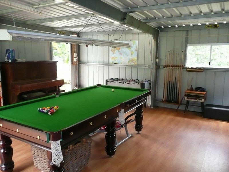 9 Garrawin Court, Clear Mountain QLD 4500