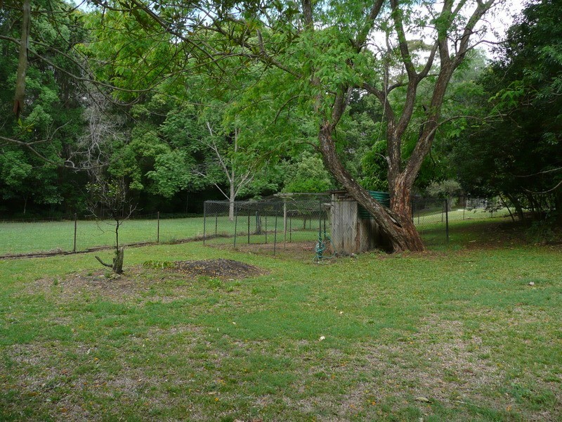 9 Garrawin Court, Clear Mountain QLD 4500