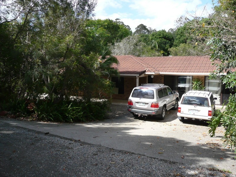 9 Garrawin Court, Clear Mountain QLD 4500