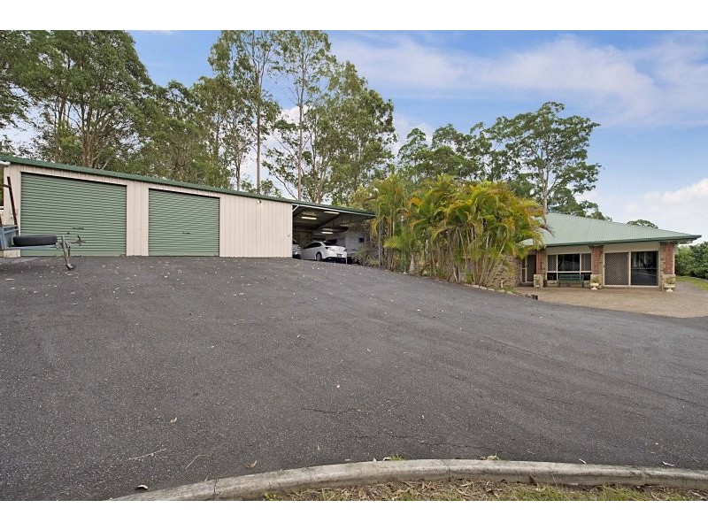 Eatons Hill QLD 4037