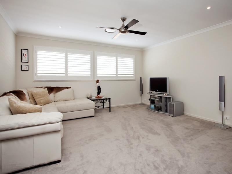 14 Confluence Court, Eatons Hill QLD 4037