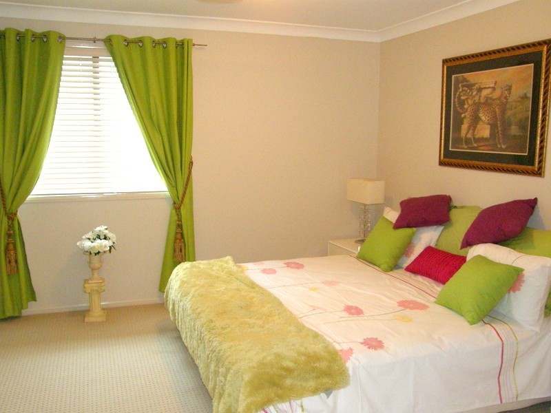 27 Oakwood Road, Warner QLD 4500