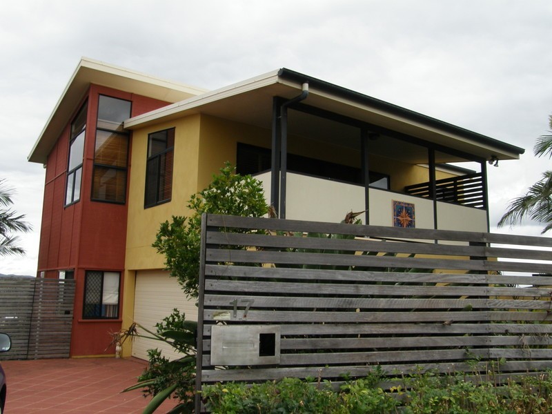 17 Emanual Court, Eatons Hill QLD 4037