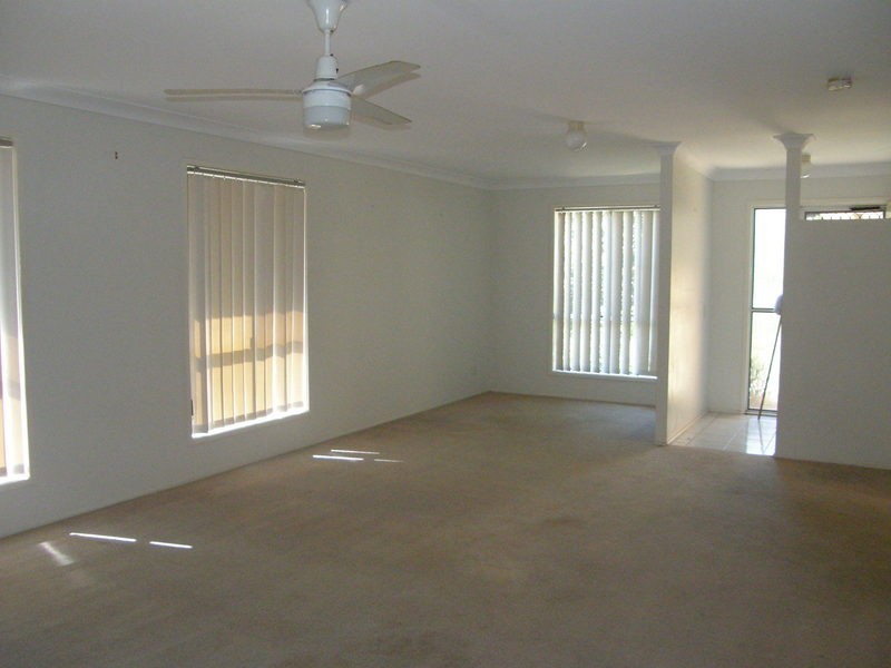 44 Saraband Drive, Eatons Hill QLD 4037