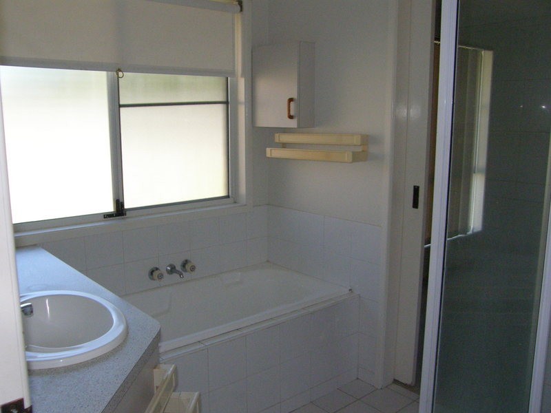 44 Saraband Drive, Eatons Hill QLD 4037