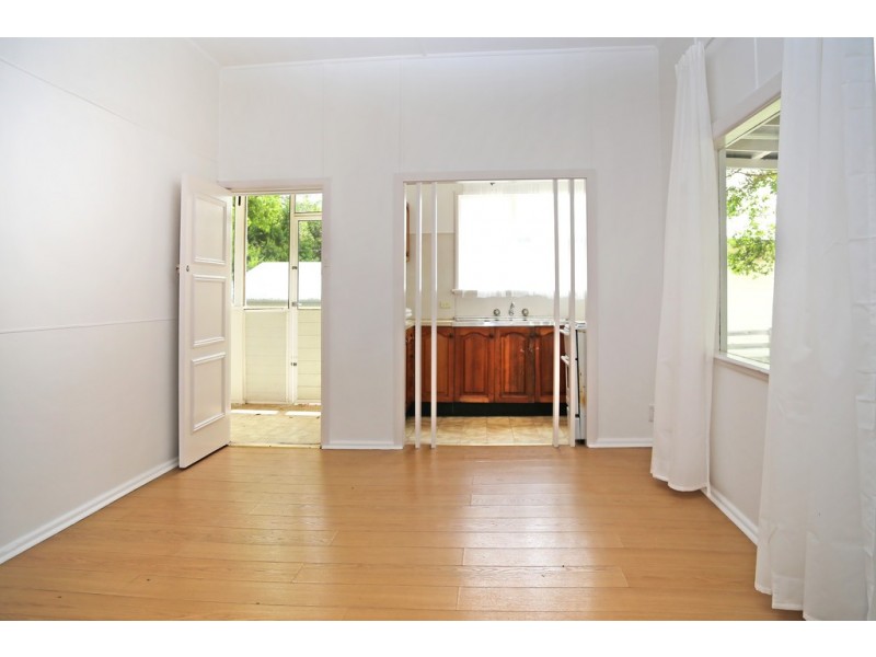 2/142 Old Bells Line Of Road, Kurrajong NSW 2758