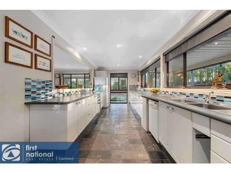 6 James St, Glossodia NSW 2756