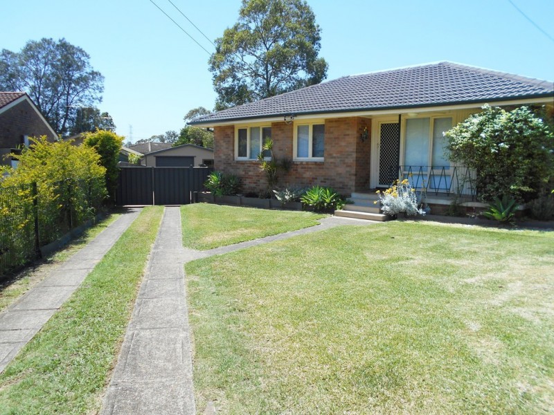 35 Roebuck Cres, Willmot NSW 2770
