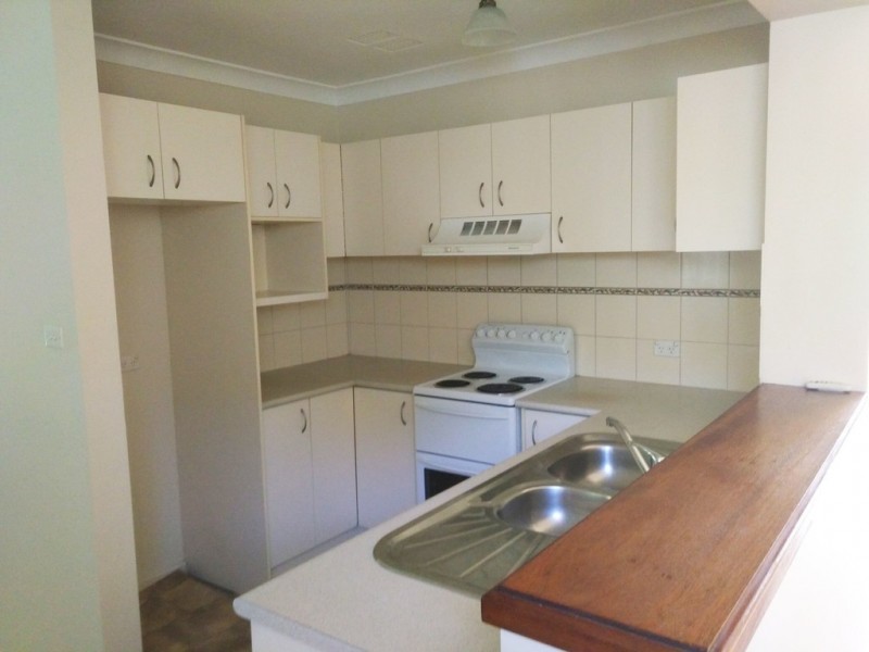 35 Roebuck Cres, Willmot NSW 2770