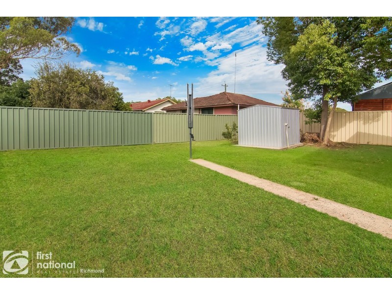 6 Smith Avenue, Richmond NSW 2753