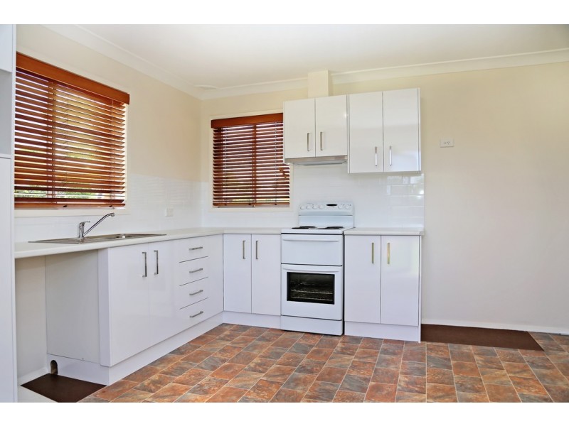 2 Hughes Ave, Richmond NSW 2753