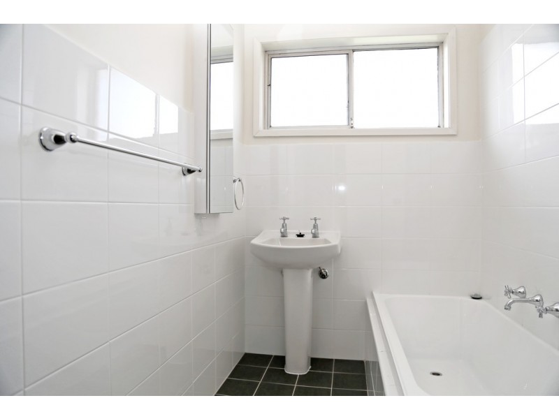 2 Hughes Ave, Richmond NSW 2753