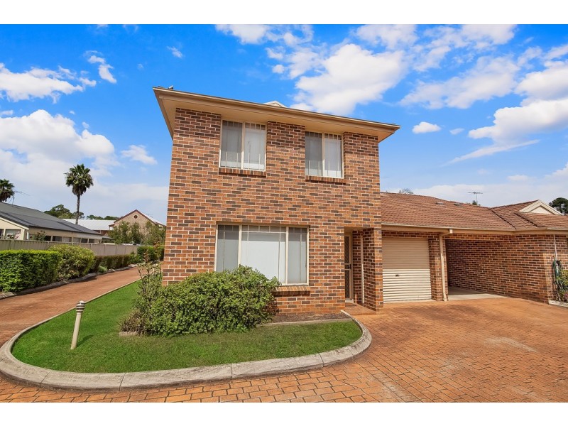 9/176 March Street, Richmond NSW 2753