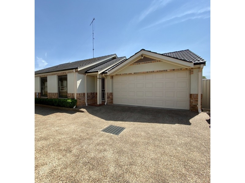 3/7 Hobart Street, Richmond NSW 2753