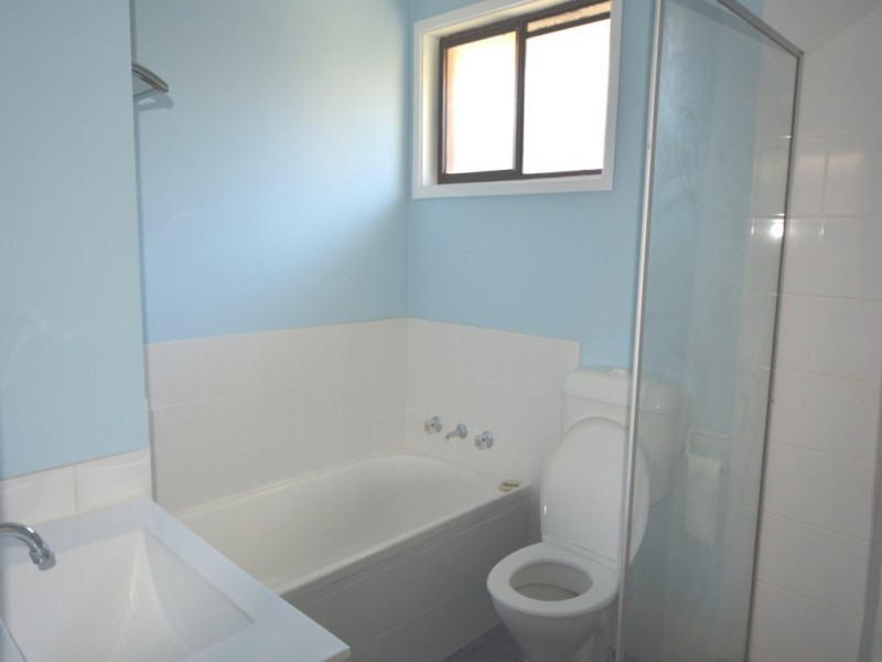 32 Scarvell Avenue, Mcgraths Hill NSW 2756