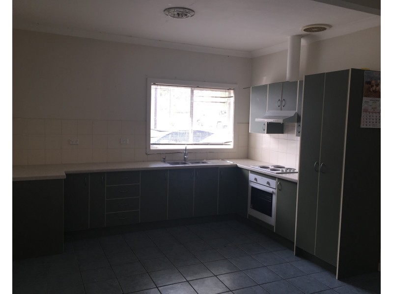 9 Dunstable Rd, Blacktown NSW 2148