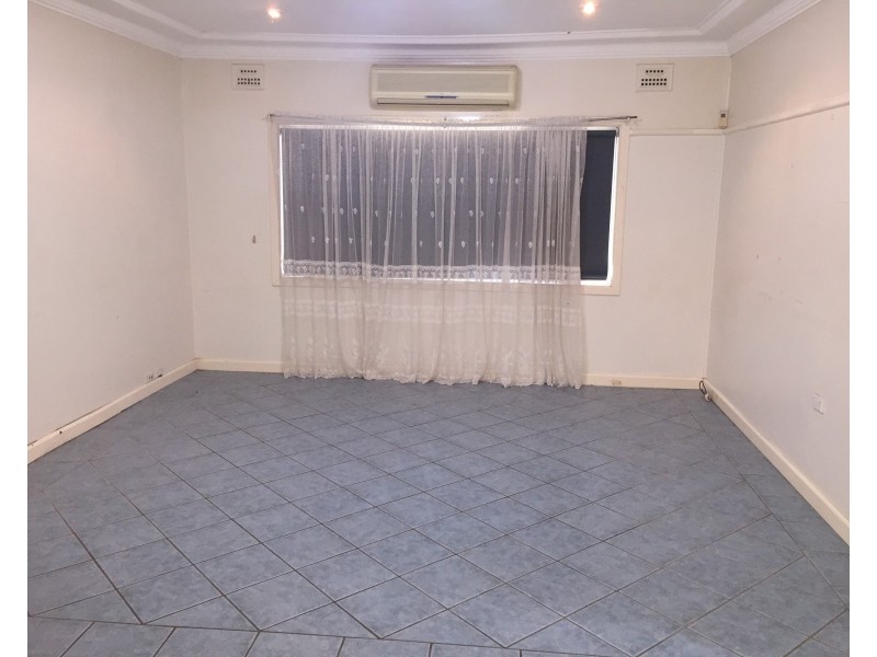 9 Dunstable Rd, Blacktown NSW 2148