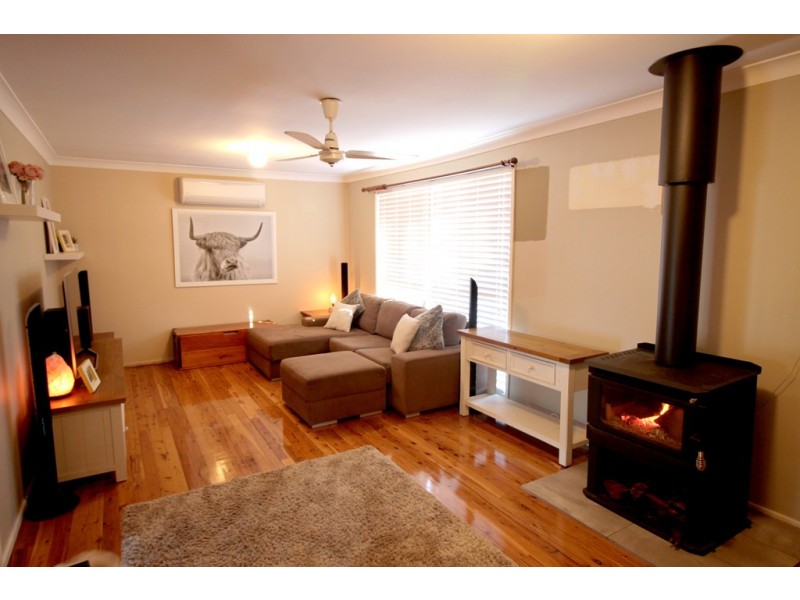 27 Ian Street, Glossodia NSW 2756