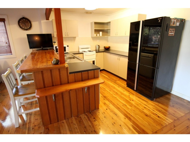 27 Ian Street, Glossodia NSW 2756