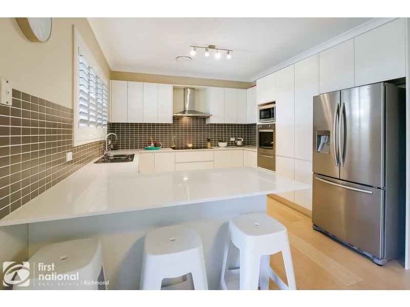 3 Silo Place, Mcgraths Hill NSW 2756