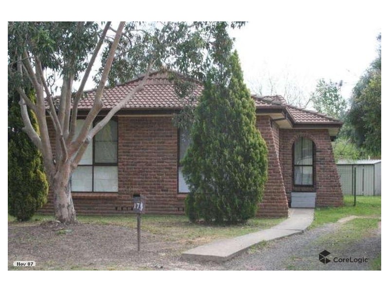 17 Tim Whiffler Place, Richmond NSW 2753