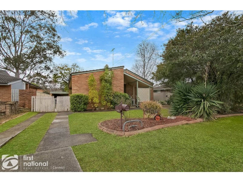 32 Town St, Richmond NSW 2753