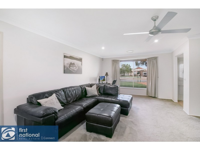 19 Lang Rd, South Windsor NSW 2756