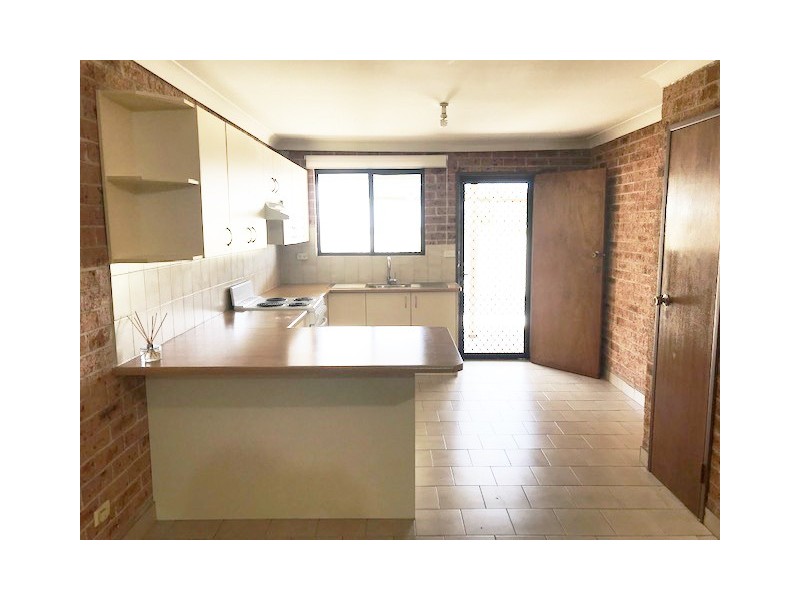 2/52 Drummond Street, South Windsor NSW 2756