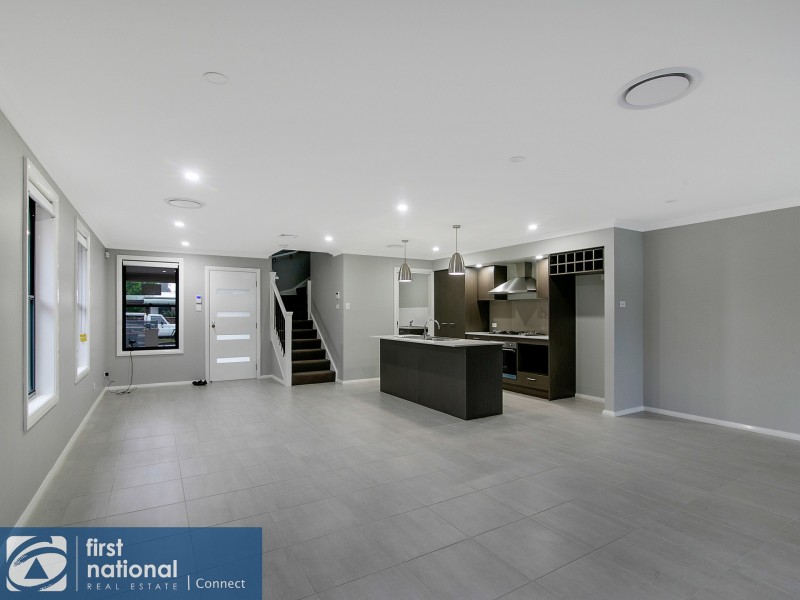 2/4 Conrad Street, Richmond NSW 2753