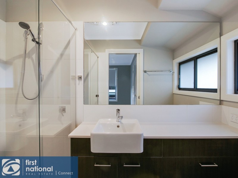 2/4 Conrad Street, Richmond NSW 2753