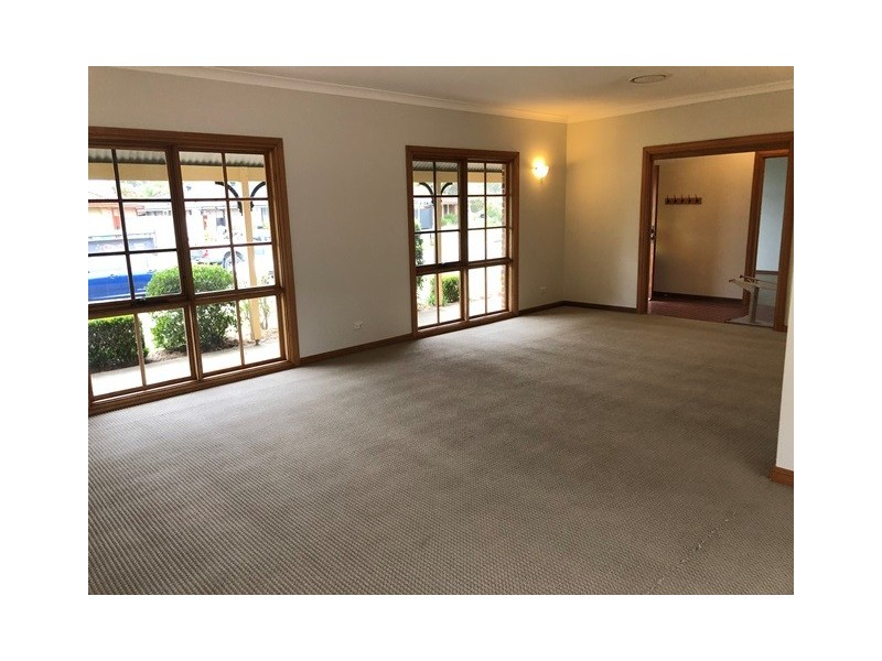 27 Wetherill Crescent, Bligh Park NSW 2756