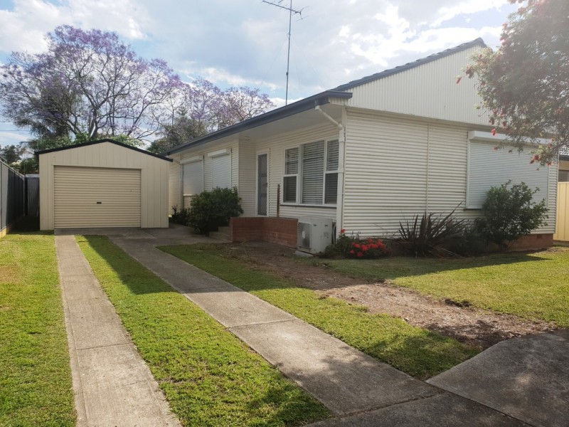 6 Conrad street, Richmond NSW 2753